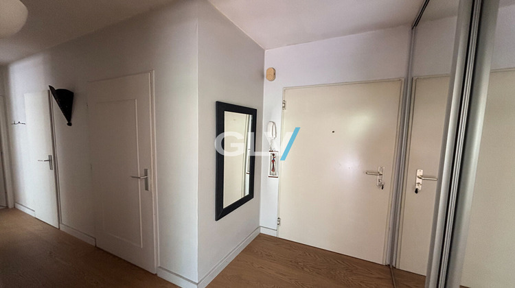 Ma-Cabane - Location Appartement LILLE, 63 m²