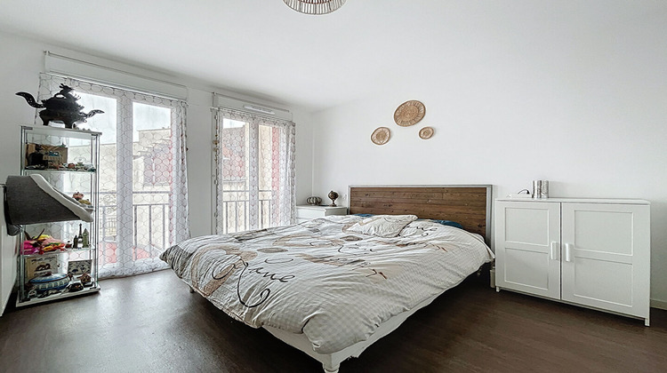 Ma-Cabane - Location Appartement LILLE, 80 m²