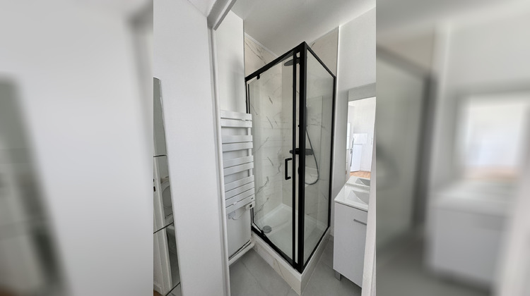 Ma-Cabane - Location Appartement Lille, 32 m²