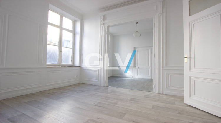 Ma-Cabane - Location Appartement LILLE, 54 m²