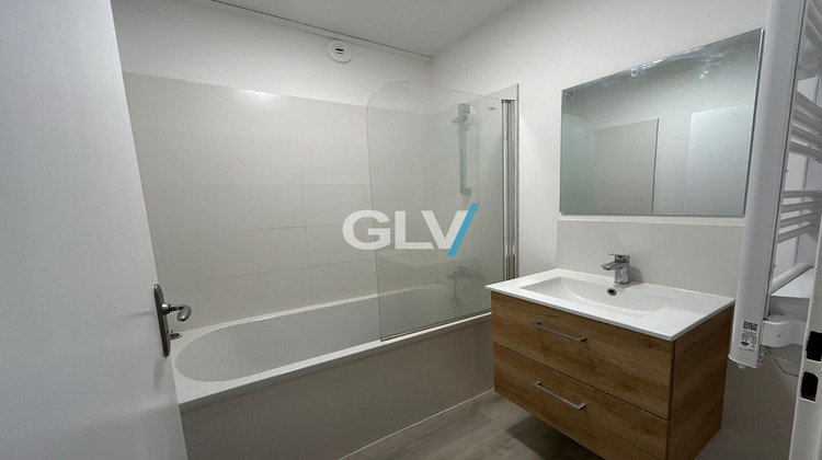 Ma-Cabane - Location Appartement LILLE, 68 m²
