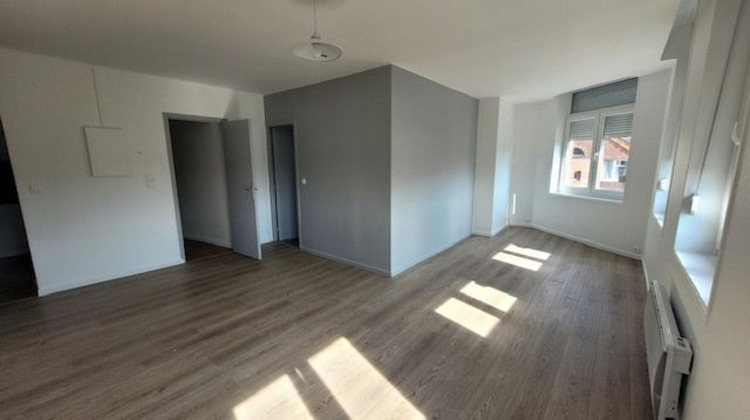 Ma-Cabane - Location Appartement LILLE, 60 m²