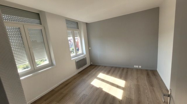 Ma-Cabane - Location Appartement LILLE, 60 m²