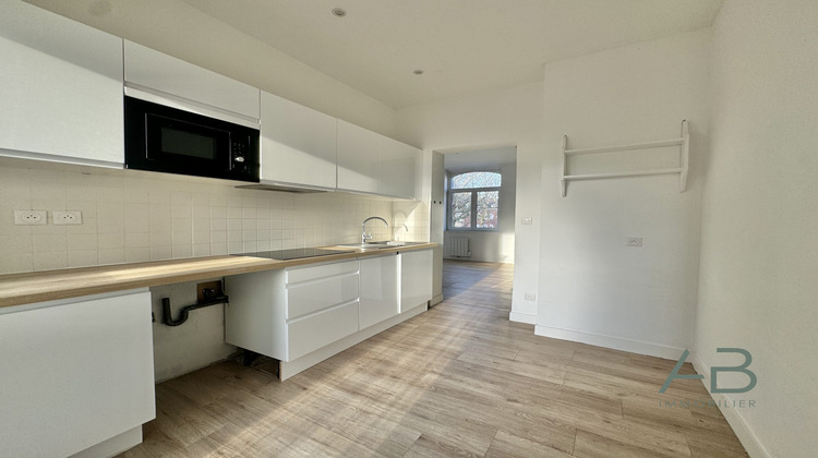 Ma-Cabane - Location Appartement Lille, 50 m²
