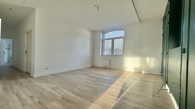 Ma-Cabane - Location Appartement Lille, 50 m²