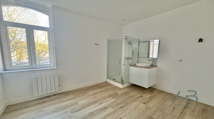 Ma-Cabane - Location Appartement Lille, 50 m²