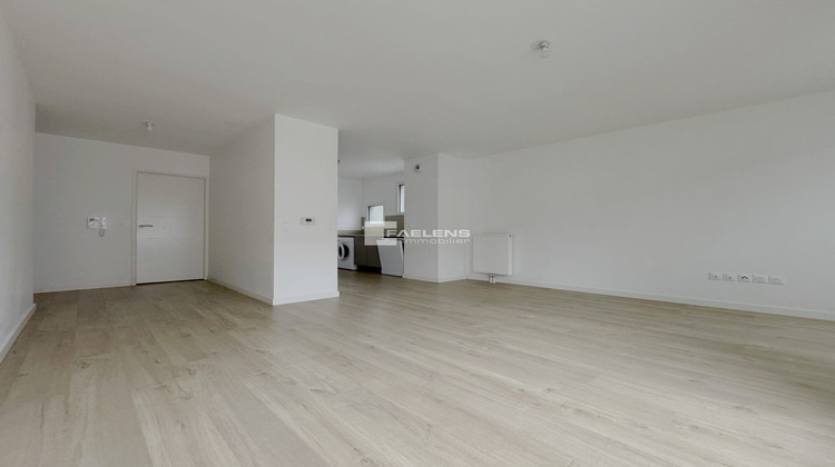 Ma-Cabane - Location Appartement LILLE, 83 m²