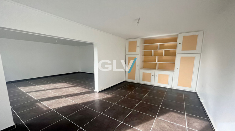 Ma-Cabane - Location Appartement LILLE, 70 m²