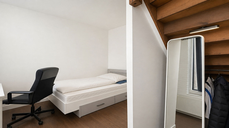 Ma-Cabane - Location Appartement LILLE, 141 m²