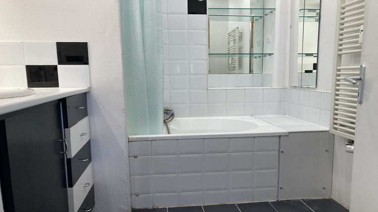 Ma-Cabane - Location Appartement Lille, 70 m²