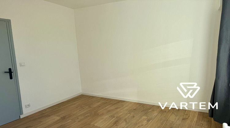 Ma-Cabane - Location Appartement LILLE, 42 m²