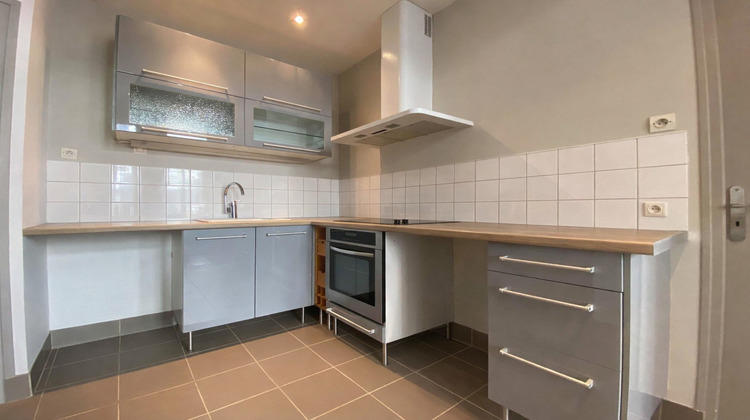 Ma-Cabane - Location Appartement LILLE, 73 m²