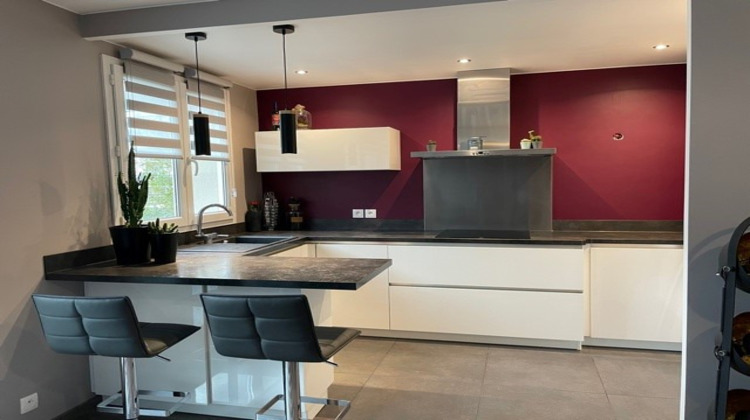 Ma-Cabane - Location Appartement LILLE, 66 m²