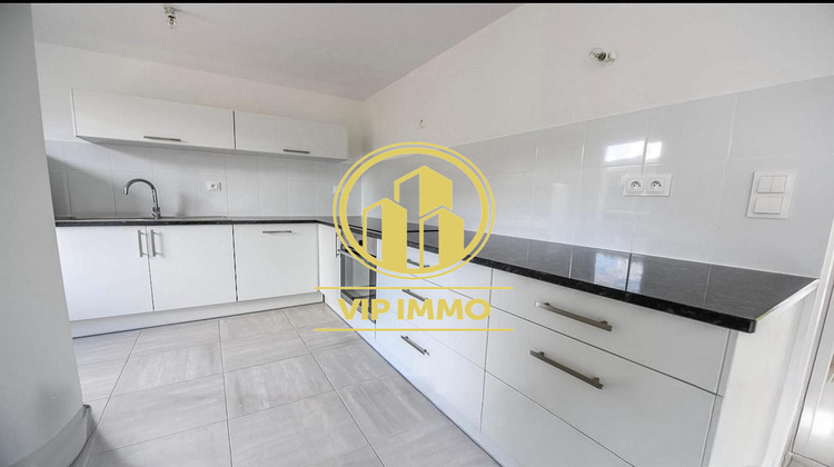 Ma-Cabane - Location Appartement Lille, 66 m²