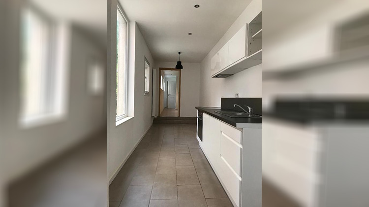 Ma-Cabane - Location Appartement LILLE, 63 m²