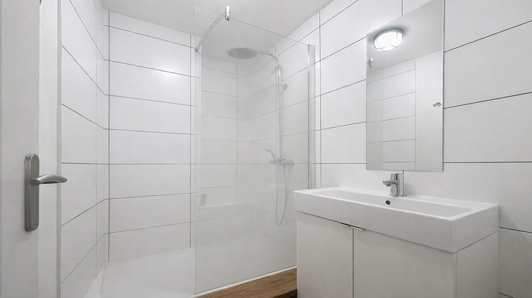 Ma-Cabane - Location Appartement LILLE, 46 m²