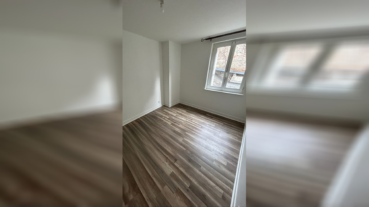 Ma-Cabane - Location Appartement Lillebonne, 59 m²