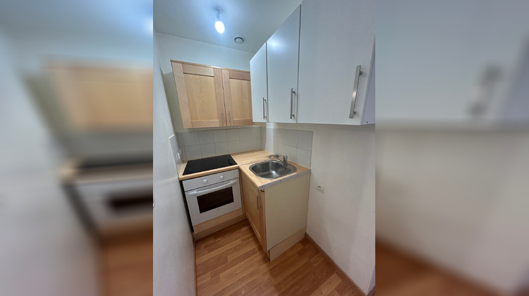 Ma-Cabane - Location Appartement Lillebonne, 24 m²