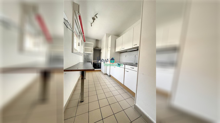 Ma-Cabane - Location Appartement LILLEBONNE, 92 m²