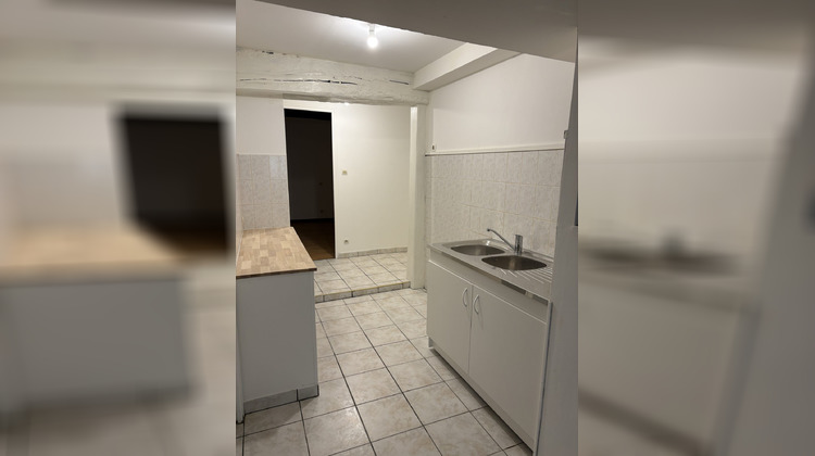 Ma-Cabane - Location Appartement Lillebonne, 44 m²