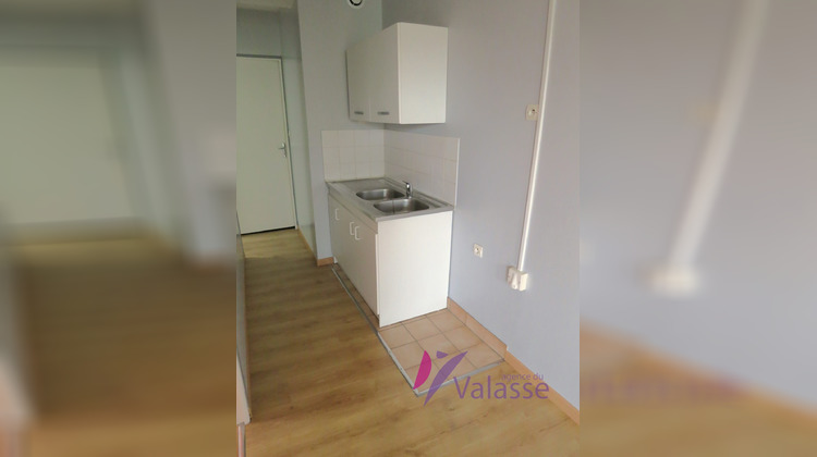 Ma-Cabane - Location Appartement Lillebonne, 42 m²