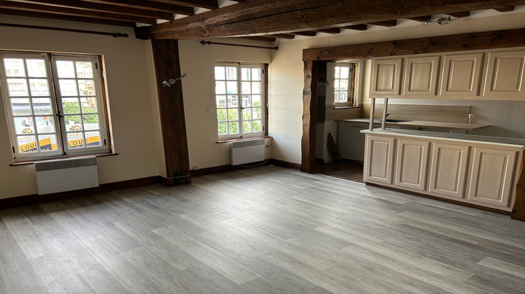 Ma-Cabane - Location Appartement Lillebonne, 46 m²