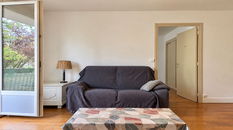 Ma-Cabane - Location Appartement LIMAS, 57 m²