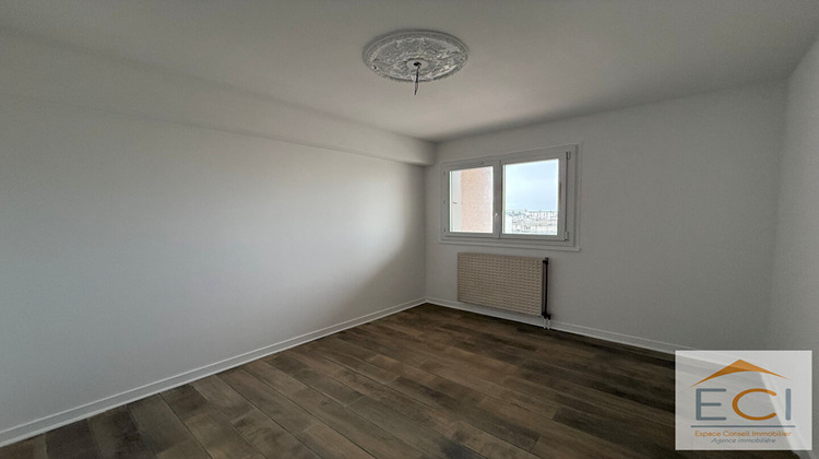 Ma-Cabane - Location Appartement LIMOGES, 81 m²