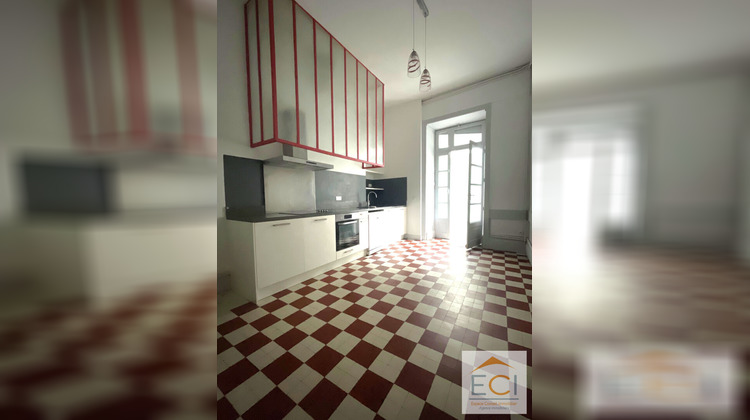 Ma-Cabane - Location Appartement LIMOGES, 207 m²