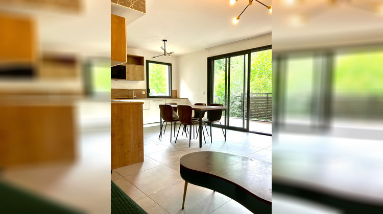 Ma-Cabane - Location Appartement Limonest, 77 m²