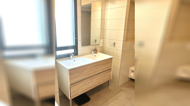 Ma-Cabane - Location Appartement Limonest, 77 m²
