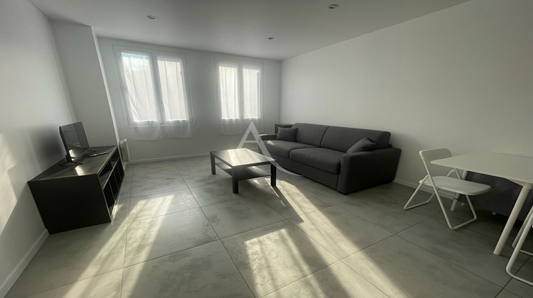 Ma-Cabane - Location Appartement LIMOURS, 25 m²