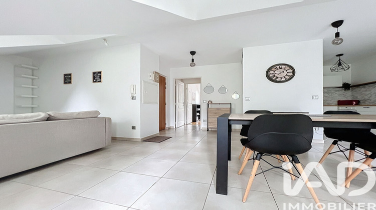 Ma-Cabane - Location Appartement Linas, 56 m²