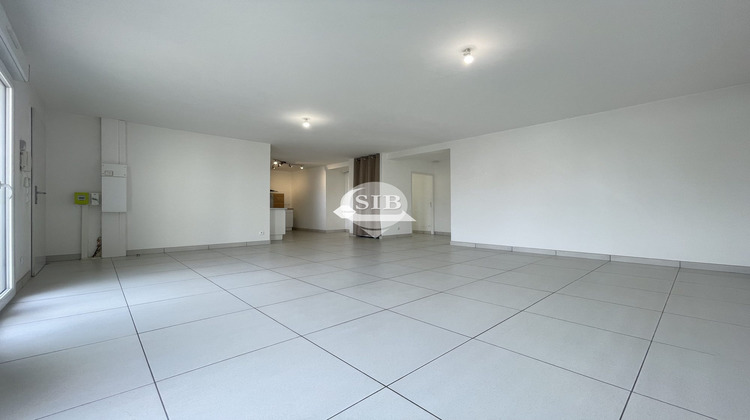 Ma-Cabane - Location Appartement Linas, 76 m²