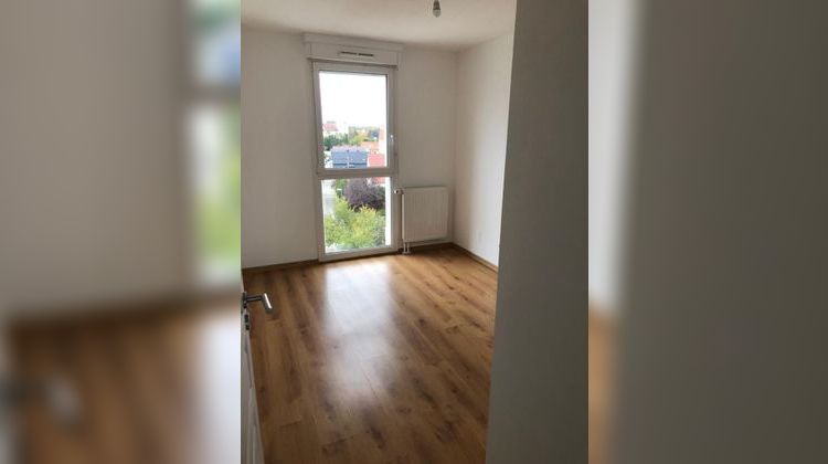 Ma-Cabane - Location Appartement LINGOLSHEIM, 66 m²