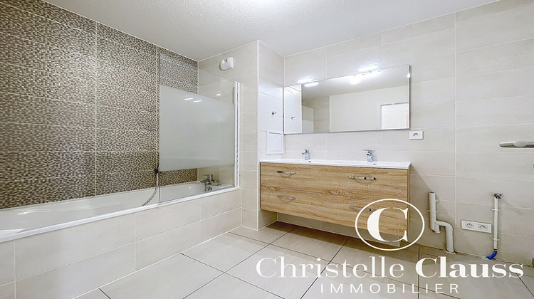 Ma-Cabane - Location Appartement LINGOLSHEIM, 77 m²