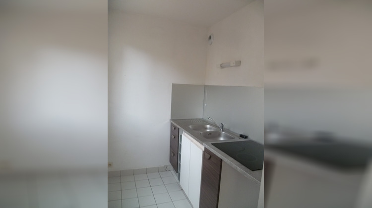 Ma-Cabane - Location Appartement Lisieux, 30 m²