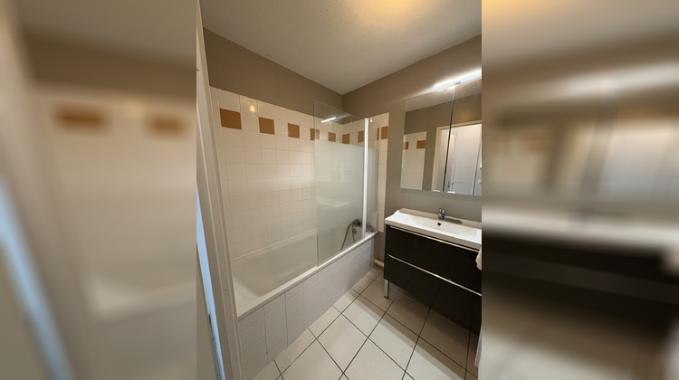 Ma-Cabane - Location Appartement Lisieux, 47 m²