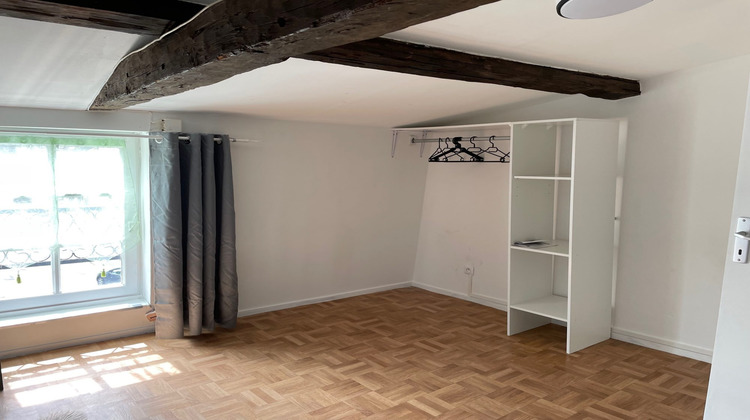 Ma-Cabane - Location Appartement Lisieux, 35 m²