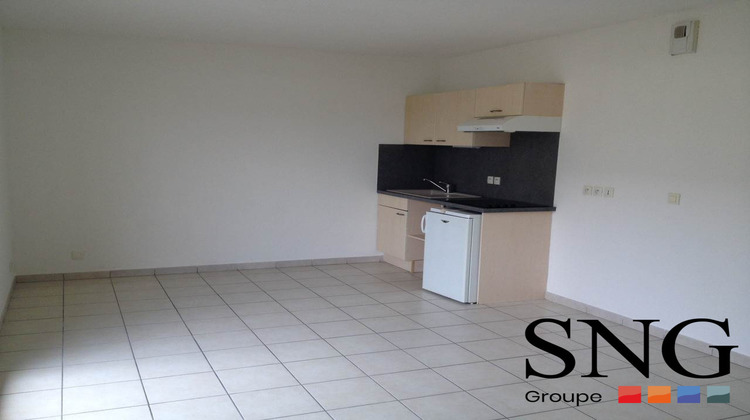 Ma-Cabane - Location Appartement Lisieux, 39 m²