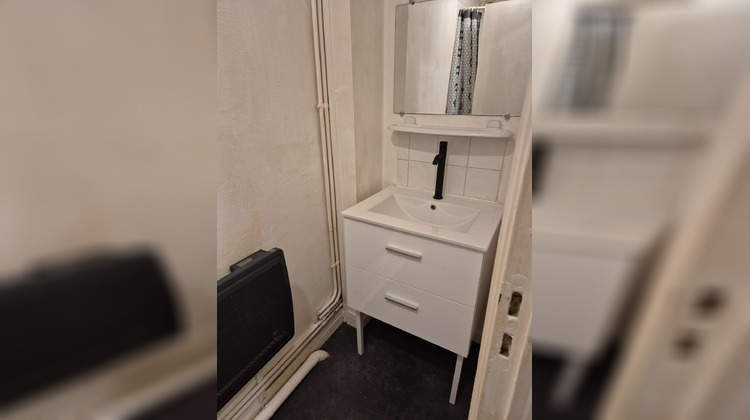 Ma-Cabane - Location Appartement Lisieux, 30 m²