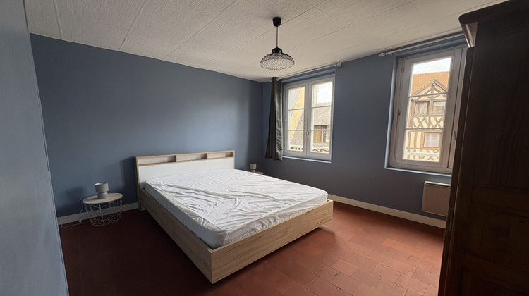 Ma-Cabane - Location Appartement Lisieux, 59 m²