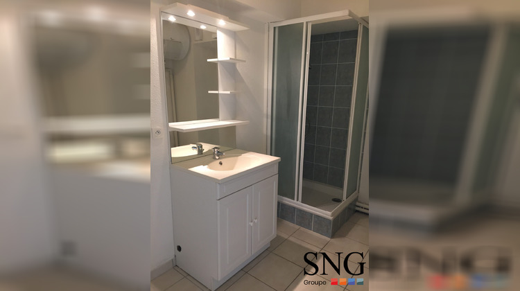 Ma-Cabane - Location Appartement Lisieux, 30 m²