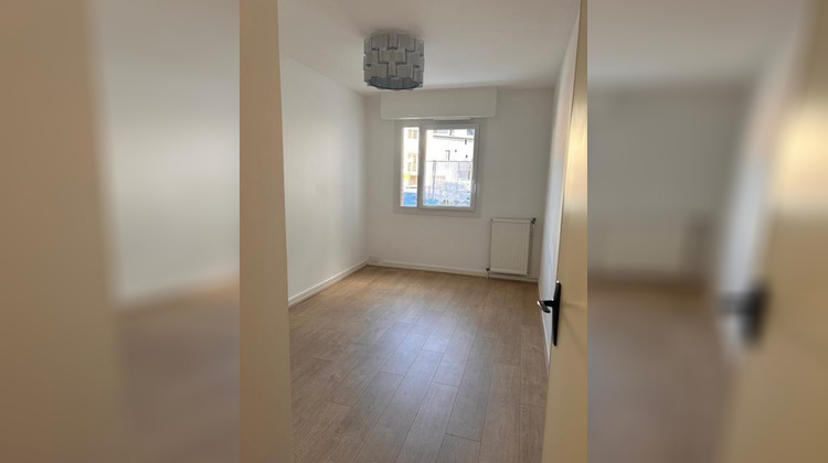 Ma-Cabane - Location Appartement LISIEUX, 63 m²