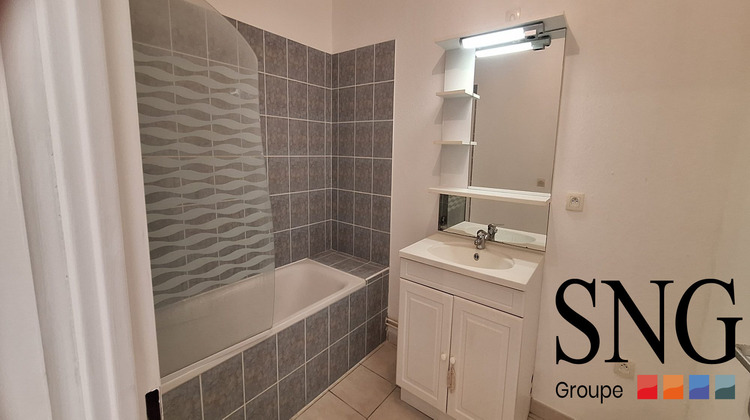 Ma-Cabane - Location Appartement Lisieux, 46 m²