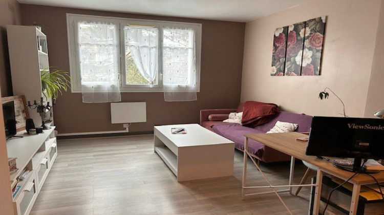 Ma-Cabane - Location Appartement LISIEUX, 45 m²