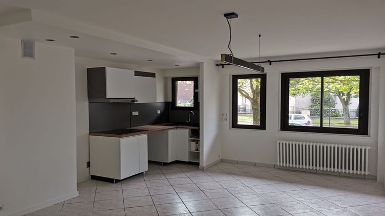 Ma-Cabane - Location Appartement LIVRY-GARGAN, 40 m²
