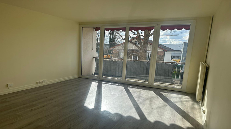 Ma-Cabane - Location Appartement LIVRY-GARGAN, 71 m²