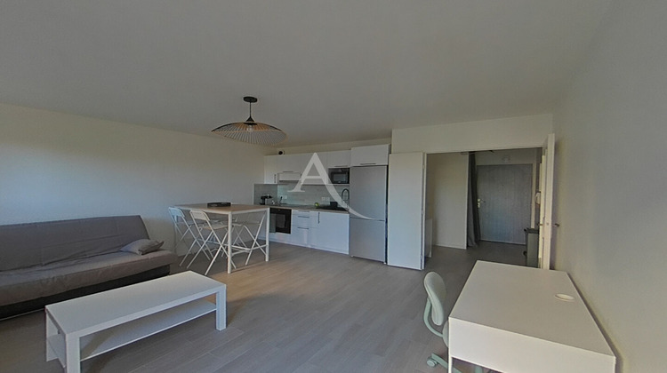 Ma-Cabane - Location Appartement LIVRY-GARGAN, 30 m²