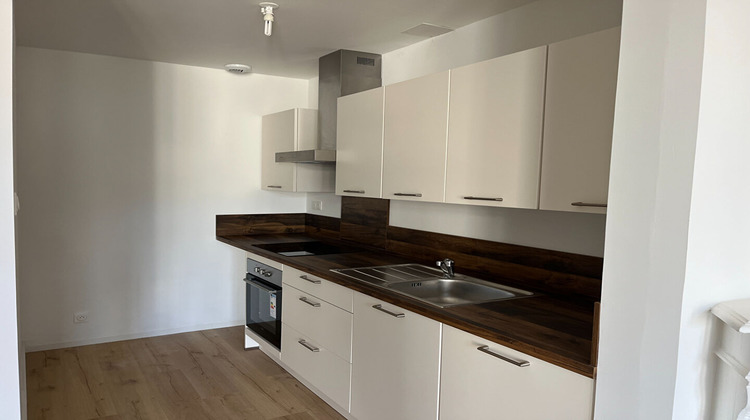 Ma-Cabane - Location Appartement LOCMINE, 78 m²